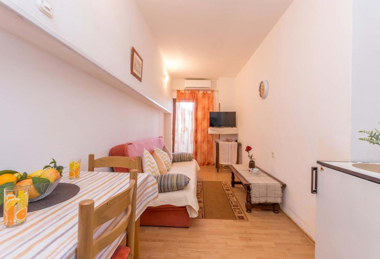 Апартаменты Savic Biograd Биоград-на-Мору Экстерьер фото